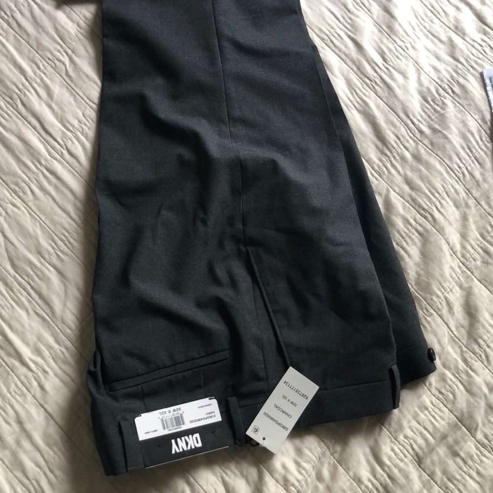 DKNY Modern Fit Men’s Dress Pants 32x32